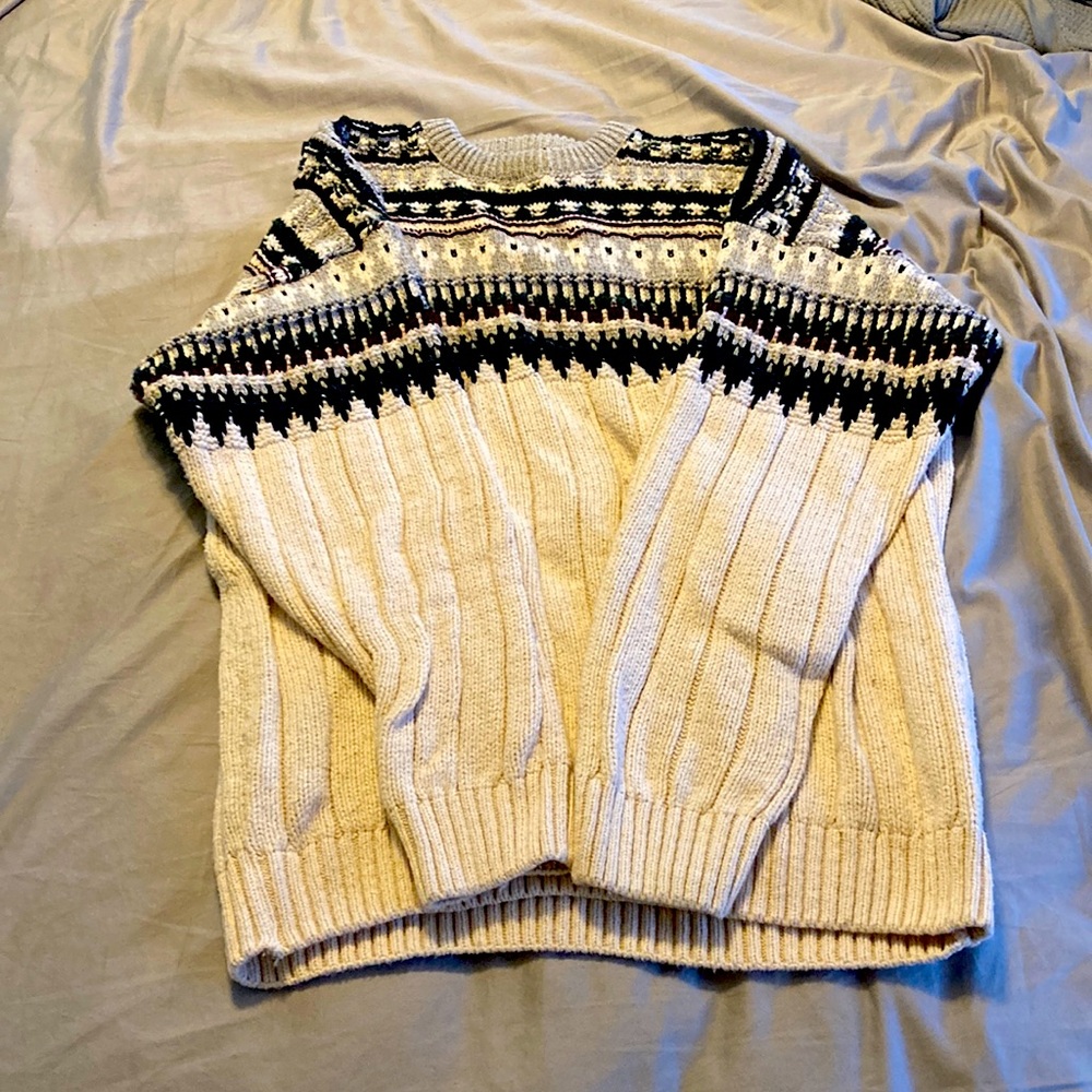 Eddie Bauer Mens sweater XL,white with a color,  and colorful pattern on top